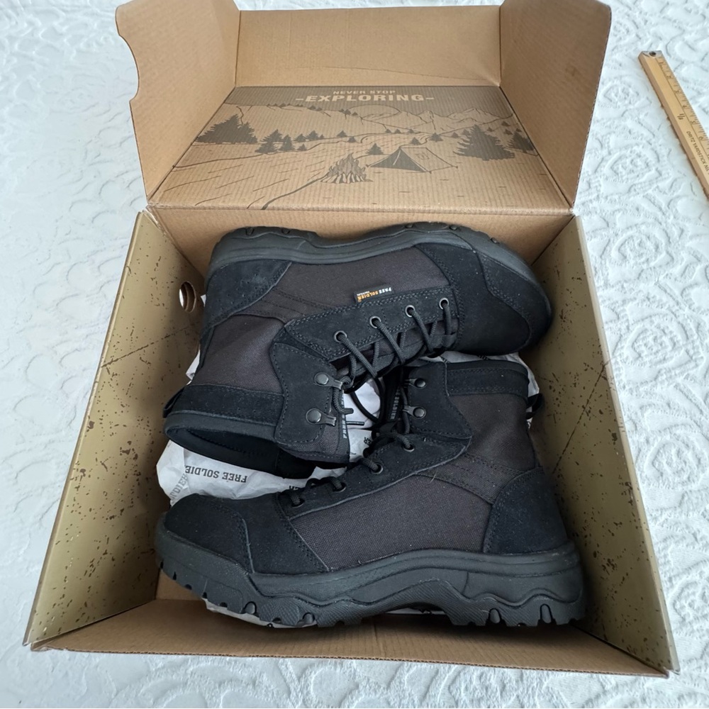 NWT Men's Free Soldier Black Tactical Boot